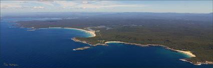 Pebbley Beach - Murramarang National Park - NSW (PBH4 00 16373)